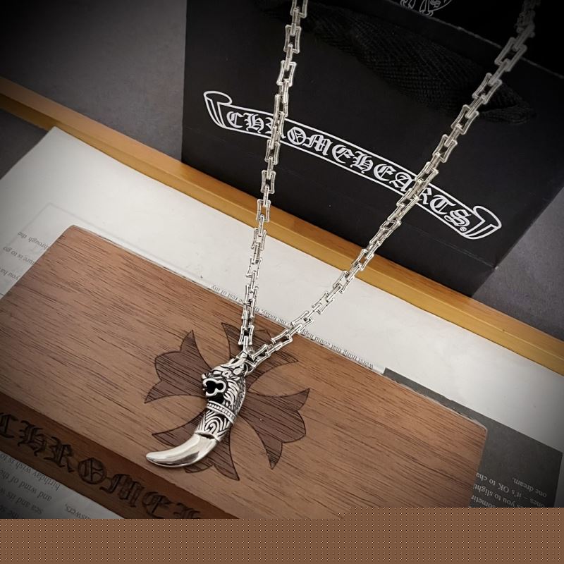 Ch**me He**ts necklaces